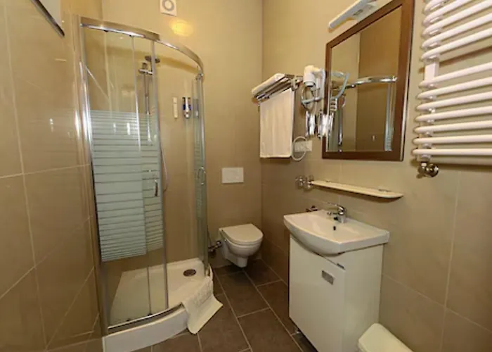 Hotel Greven 3*